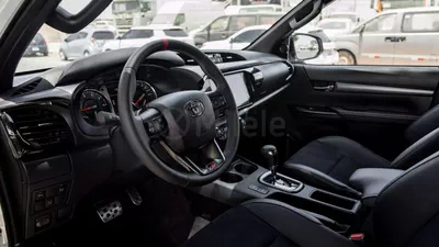 Toyota Hilux GR SPORT-8