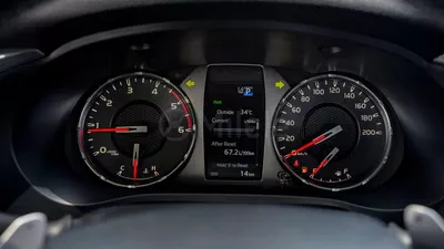 Toyota Hilux GR SPORT-13