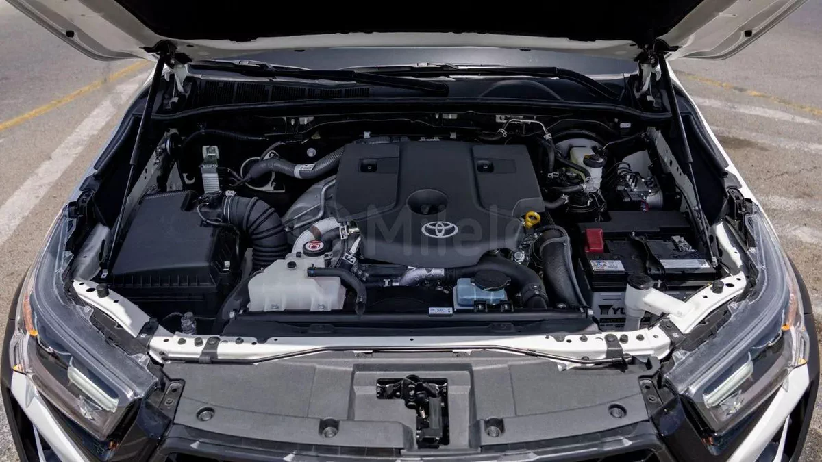 Toyota Hilux GR SPORT-9-9
