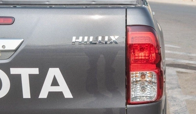 Toyota Hilux SGLX TOYOTA HILUX 2.4L MID OPTION A/T MY2025 FOR EXPORT-7