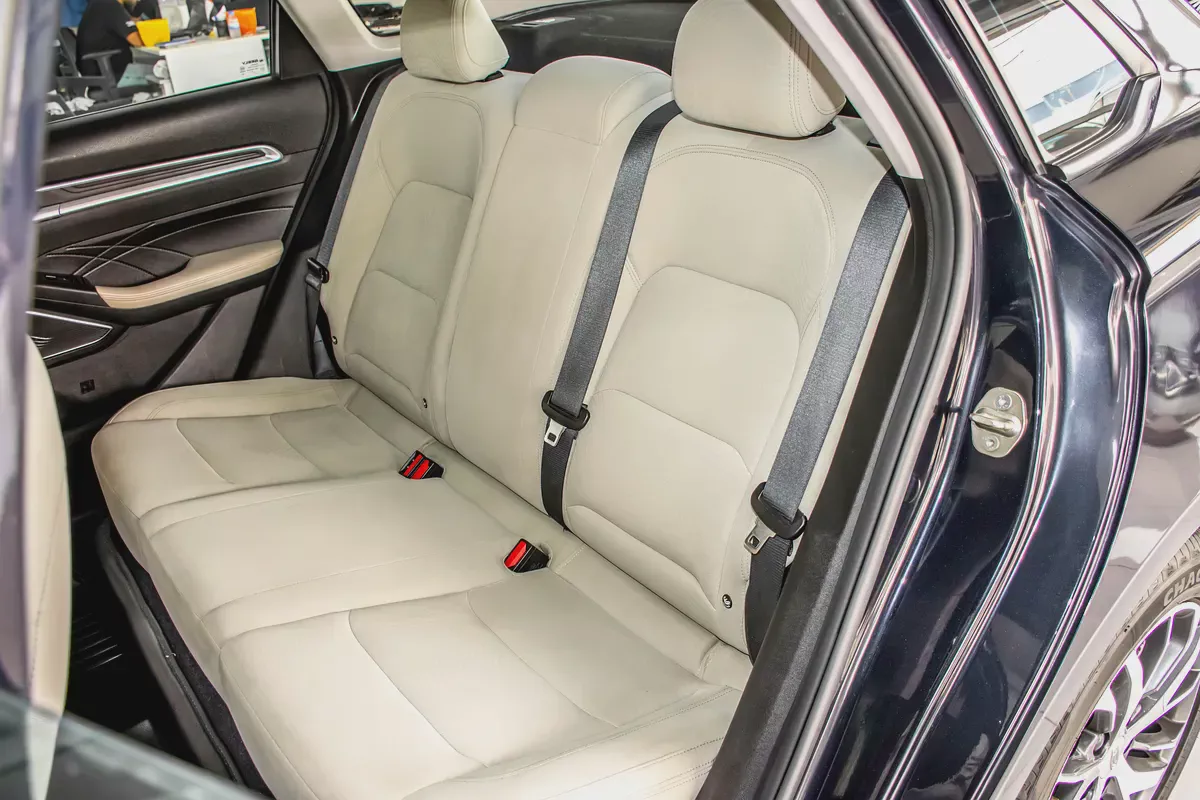 GEELY WARRANTY 2028 / 150,000 KM | 1.5 GS | GCC | AED 580 PM-14-14