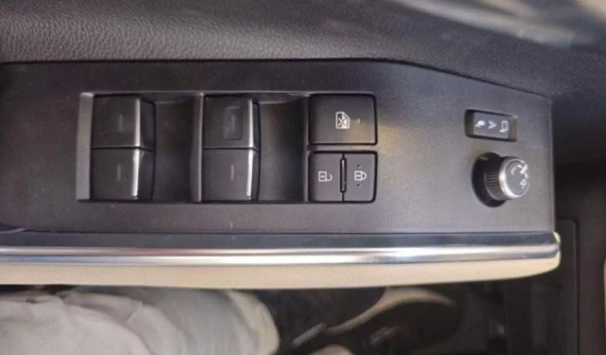 Toyota Highlander LTD HEV Toyota Highlander 2024 TOYOTA HIGLANDER LIMITED HYBRID 2.5L-18-0