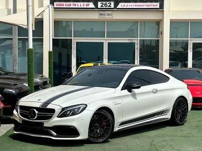 MERCEDES BENZ AMG C63s Gcc 2017 Edition 1 Original paint 4 buttons full option Full carbon fibre-0
