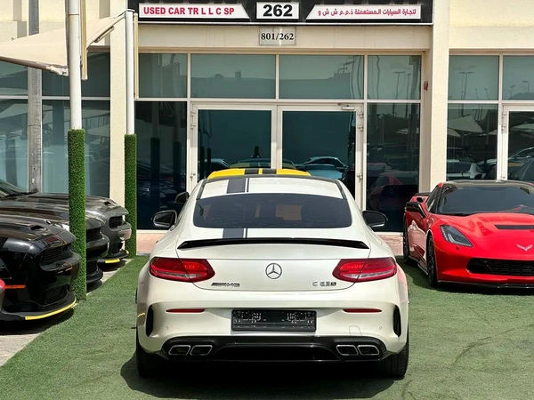 MERCEDES BENZ AMG C63s Gcc 2017 Edition 1 Original paint 4 buttons full option Full carbon fibre