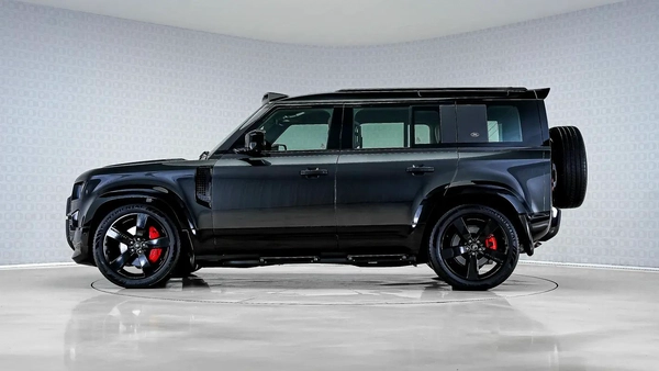 Land Rover Defender 110 S