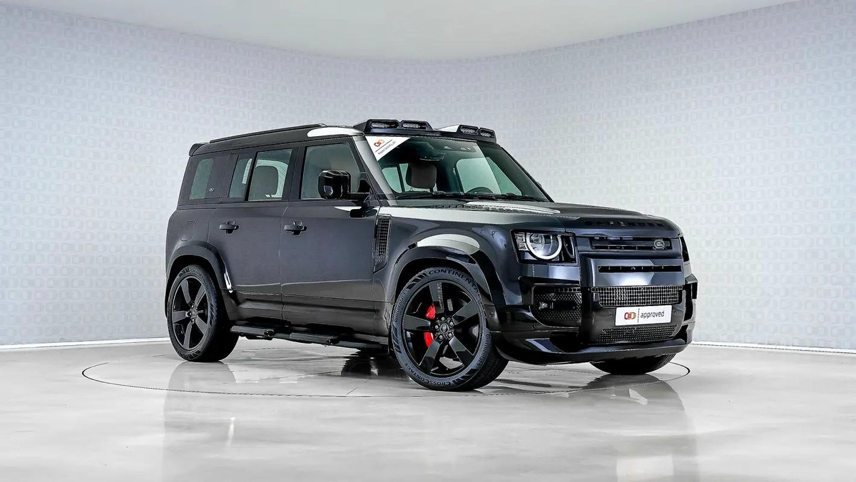 Land Rover Defender 110 S-9-9