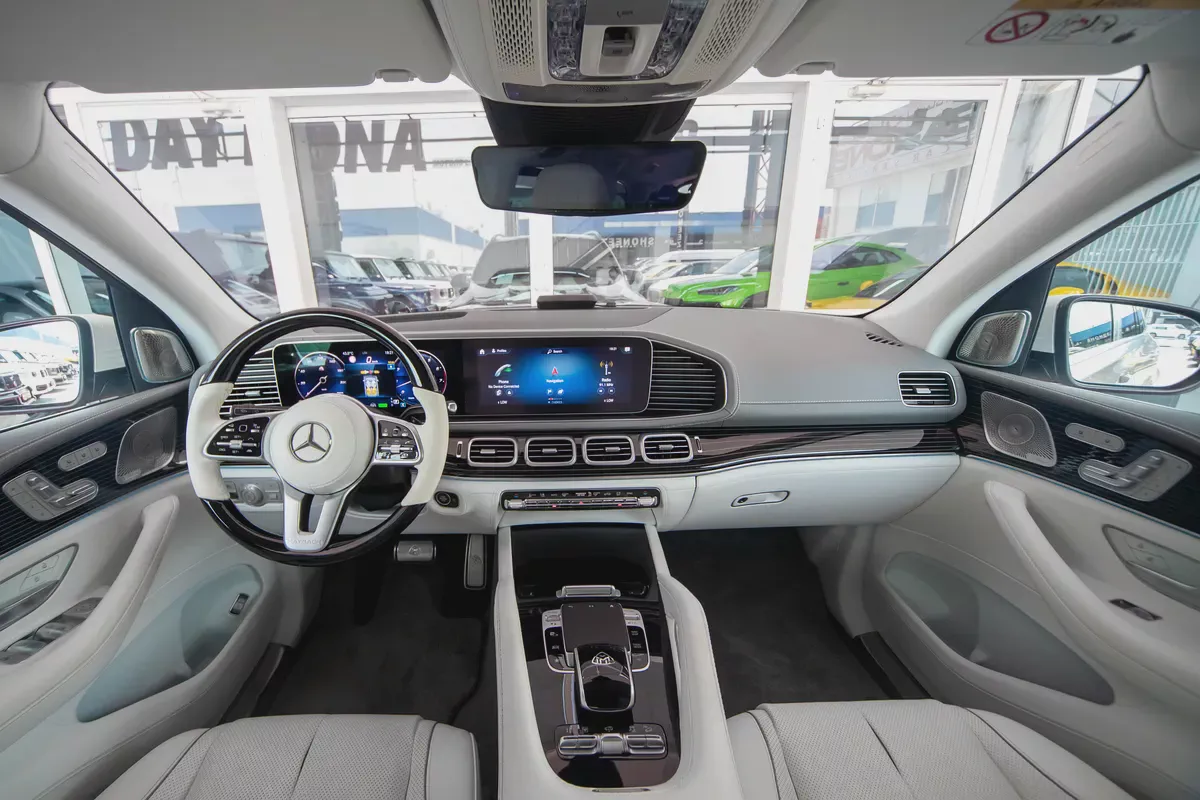 Mercedes-Maybach GLS 600 2024 - 24,000km - Under Warranty --8-8