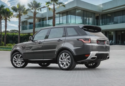 2,703 P.M |  Range Rover Sport HSE | 0% Downpayment | Amazing Condition!-2