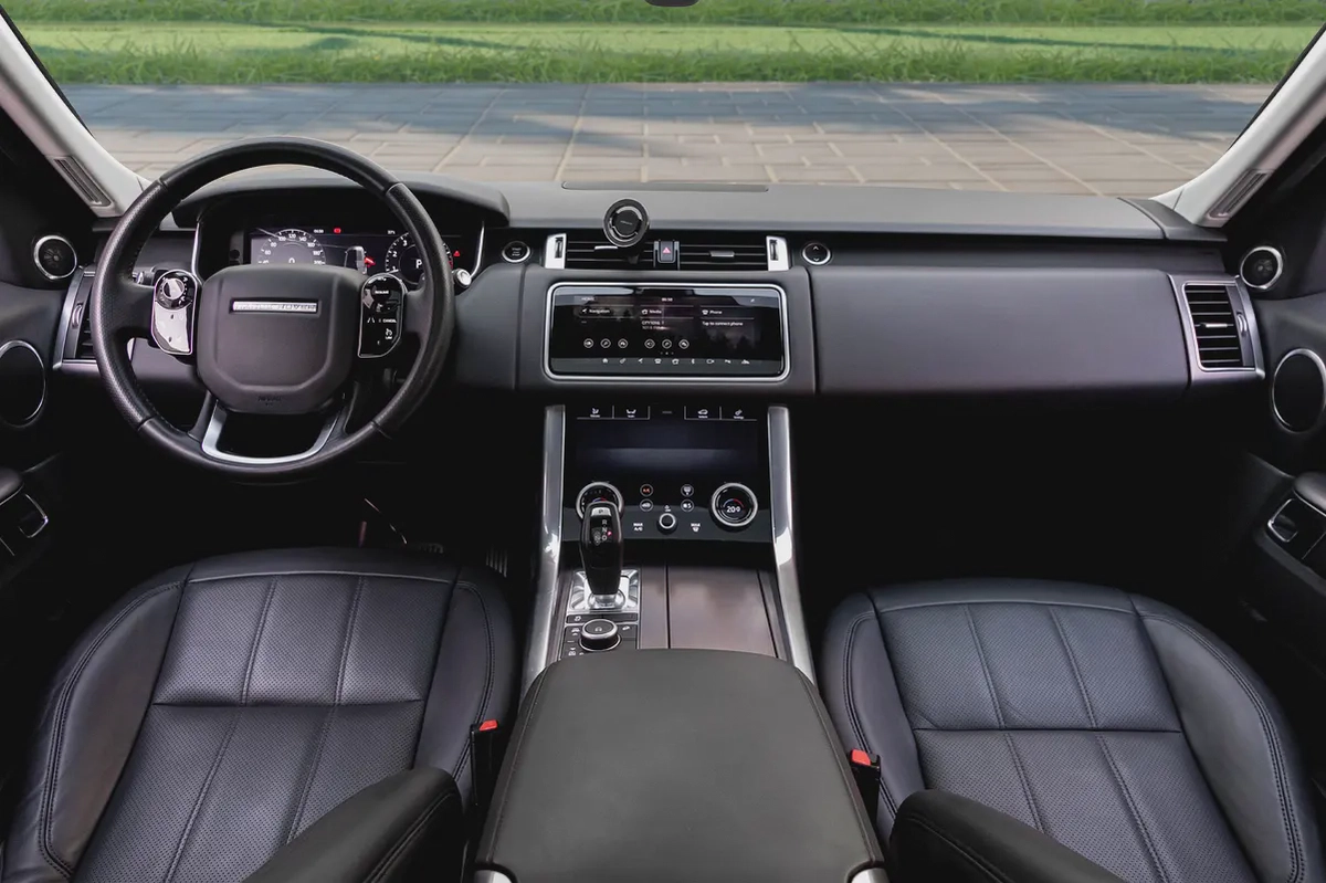 2,703 P.M |  Range Rover Sport HSE | 0% Downpayment | Amazing Condition!-7-7
