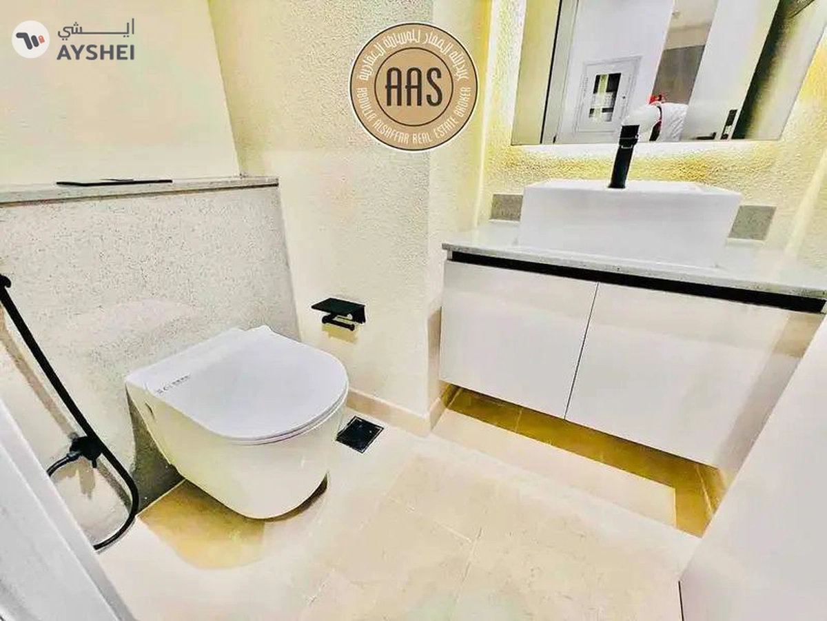 Fully furnished 1bhk •• 2 washroom •• nice view •• luxurious furniture-6-6