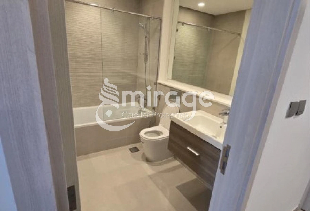 Fully Furnished 1BR APT | Premium Location