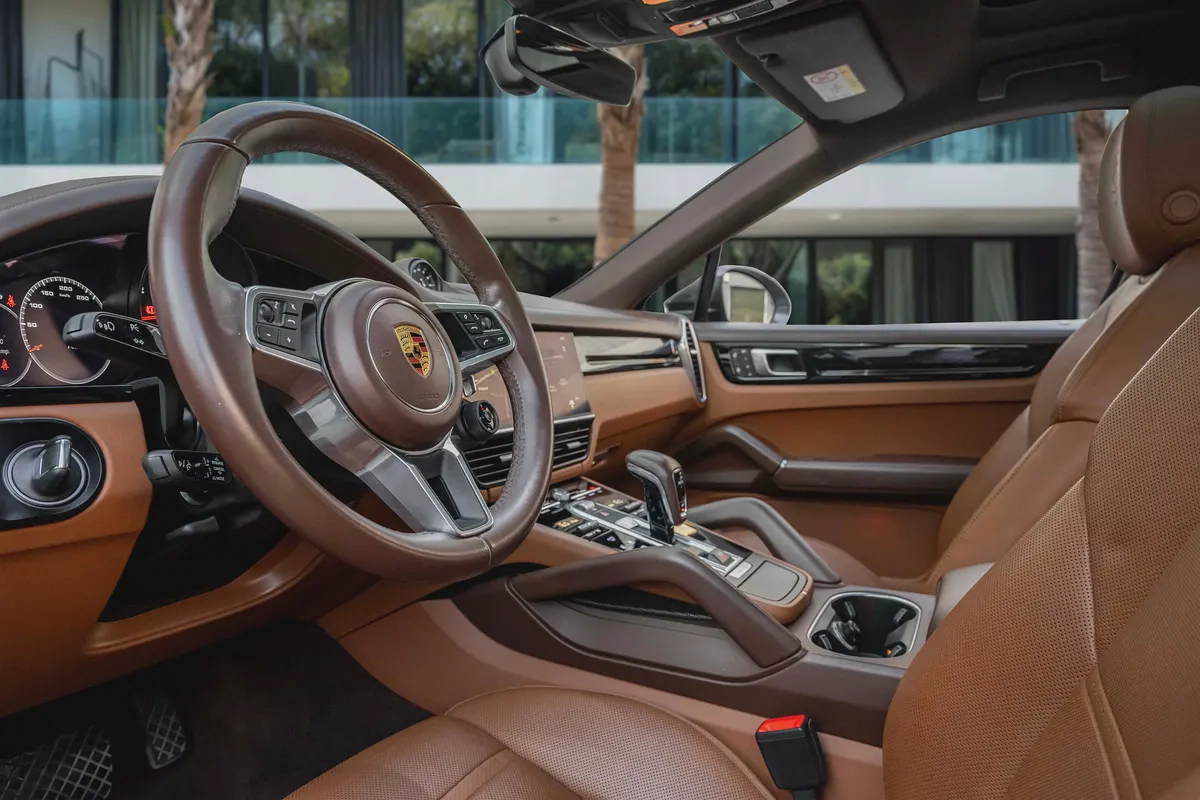 5,484 P.M |  Cayenne Coupe | 0% Downpayment | FULL PORSCHE HISTORY!-8-8