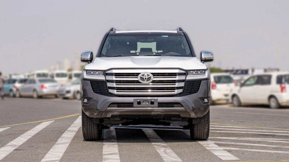 Toyota Land Cruiser LC300 VX 4.0P AT MY2025 – GREY-1-0