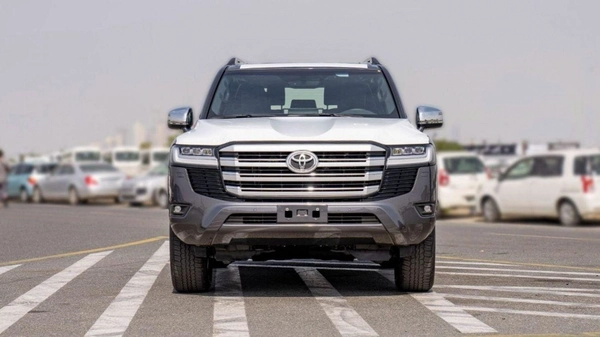Toyota Land Cruiser LC300 VX 4.0P AT MY2025 – GREY