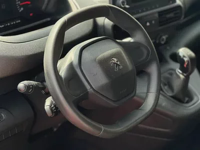 2023 Peaugeot Partner | Diesel | Van | Manual | GCC | Ref#1131-13