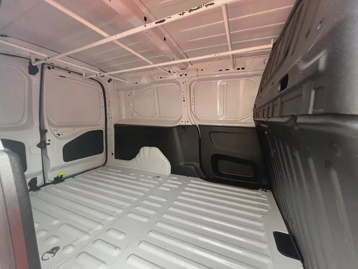 2023 Peaugeot Partner | Diesel | Van | Manual | GCC | Ref#1131-11-11