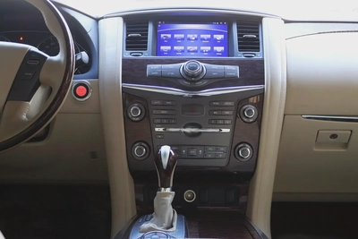 Nissan Patrol SE 2015 - GCC Specs - Excellent Condition-16