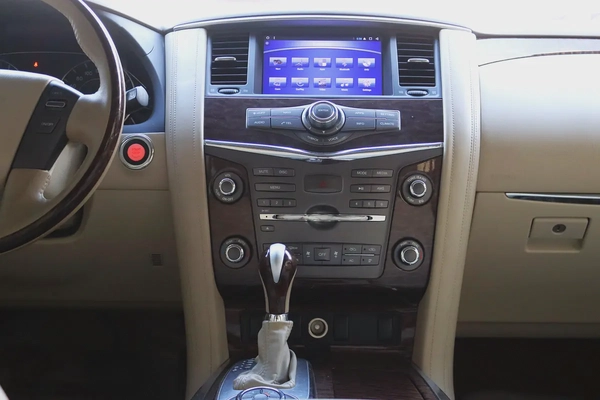 Nissan Patrol SE 2015 - GCC Specs - Excellent Condition