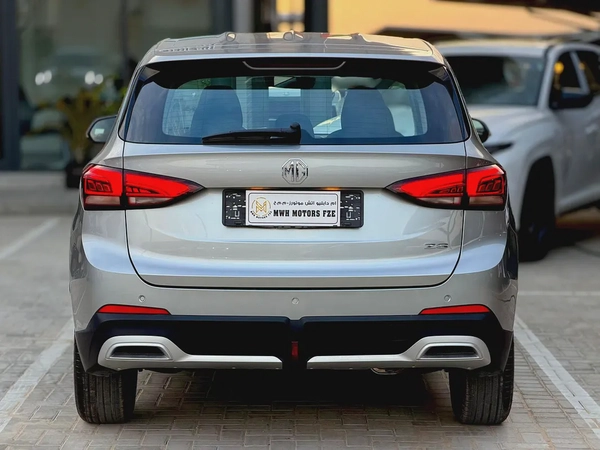 MG ZS Standard NEW SHAPE 2025 - GCC Specs / MG WARRANTY / SERVICE PACKAGE  MG SERVICE HISTORY