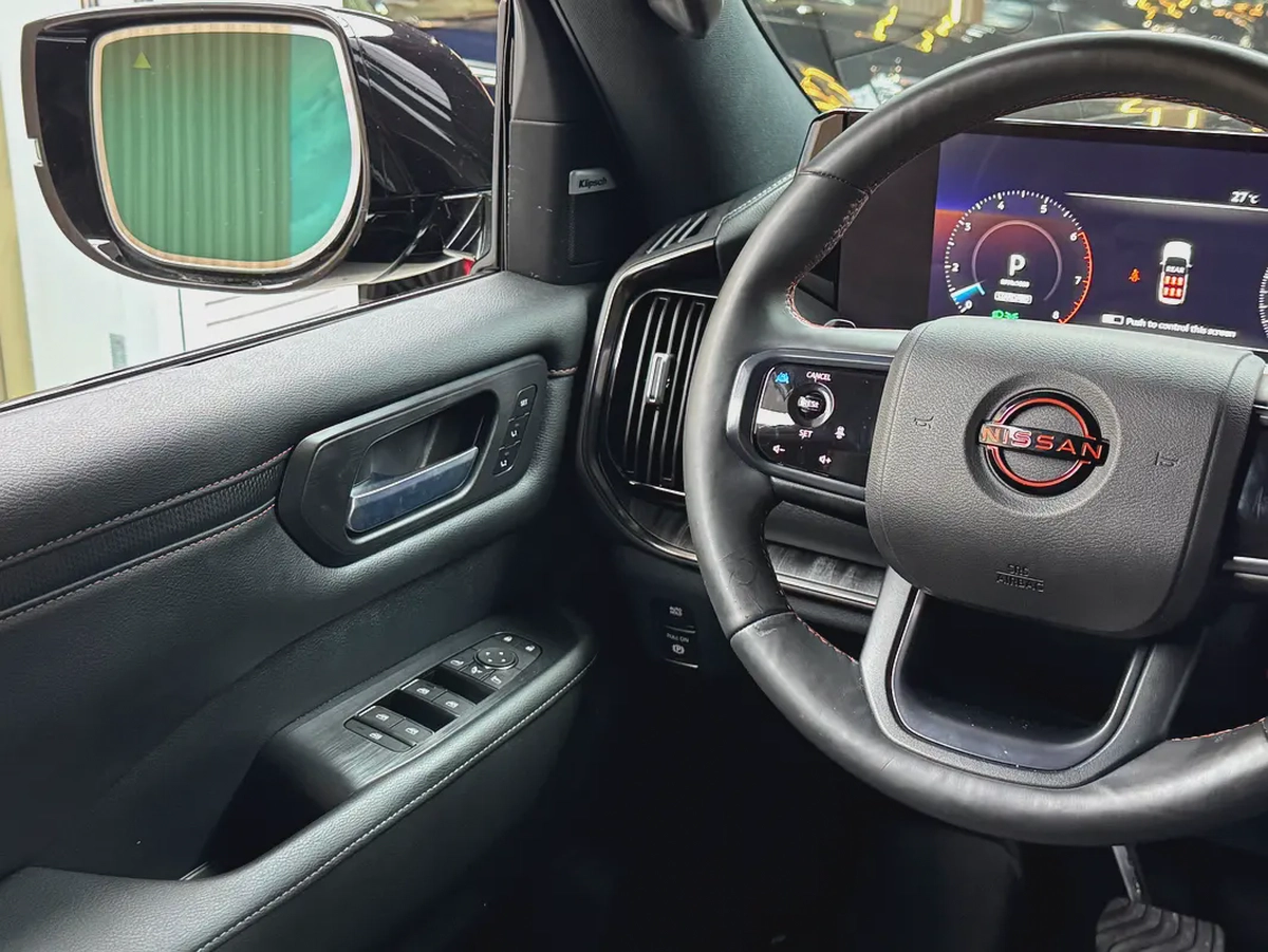 2025 Nissan Armada Platinum - American Specs - Pristine Condition-9-9