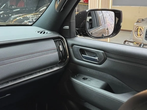 2025 Nissan Armada Platinum - American Specs - Pristine Condition