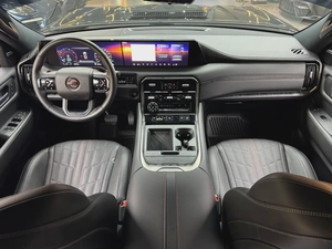 2025 Nissan Armada Platinum - American Specs - Pristine Condition