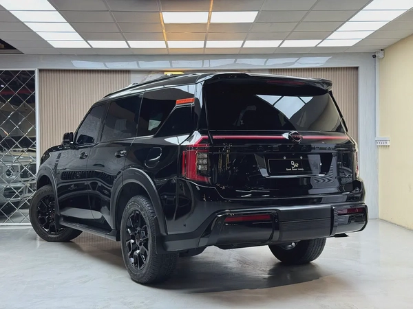 2025 Nissan Armada Platinum - American Specs - Pristine Condition