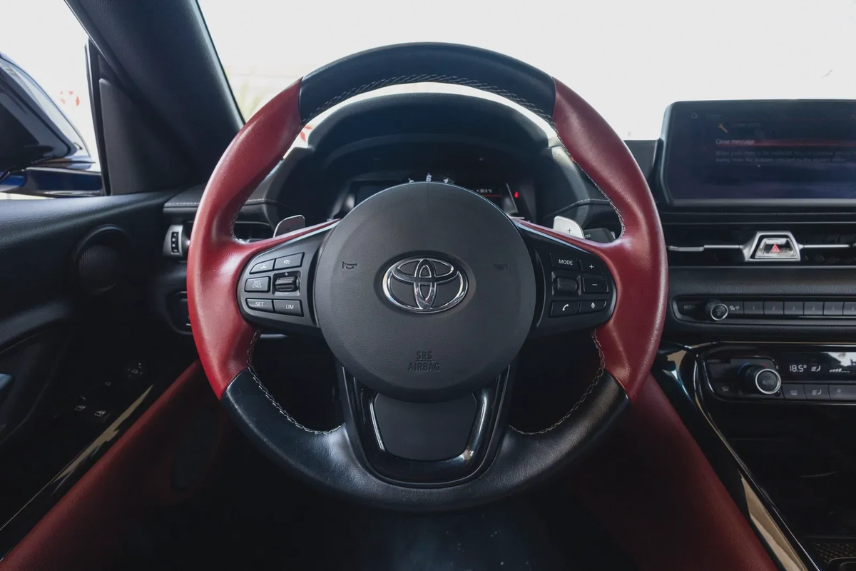 Toyota Supra-1-1