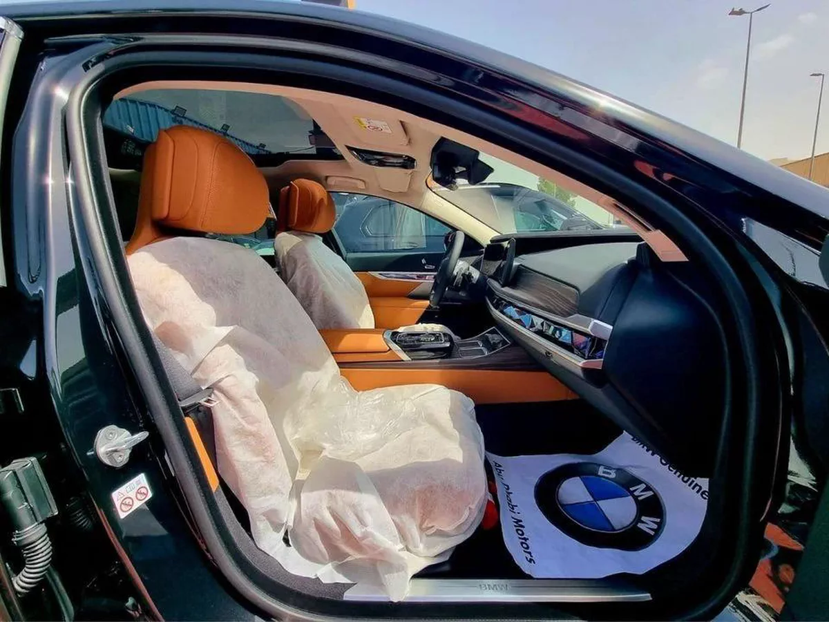 BMW 735i EXCELLENCE i Under Warranty & Service 2026 GCC-3-3