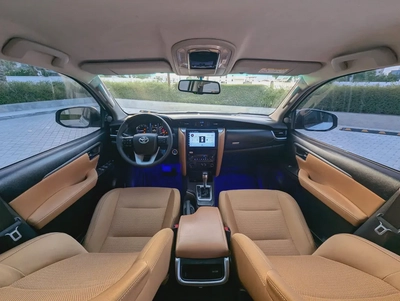 Toyota Fortuner 2023 DIESEL VXR Full Option V4 2.8L-7