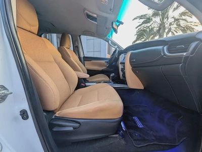 Toyota Fortuner 2023 DIESEL VXR Full Option V4 2.8L-8