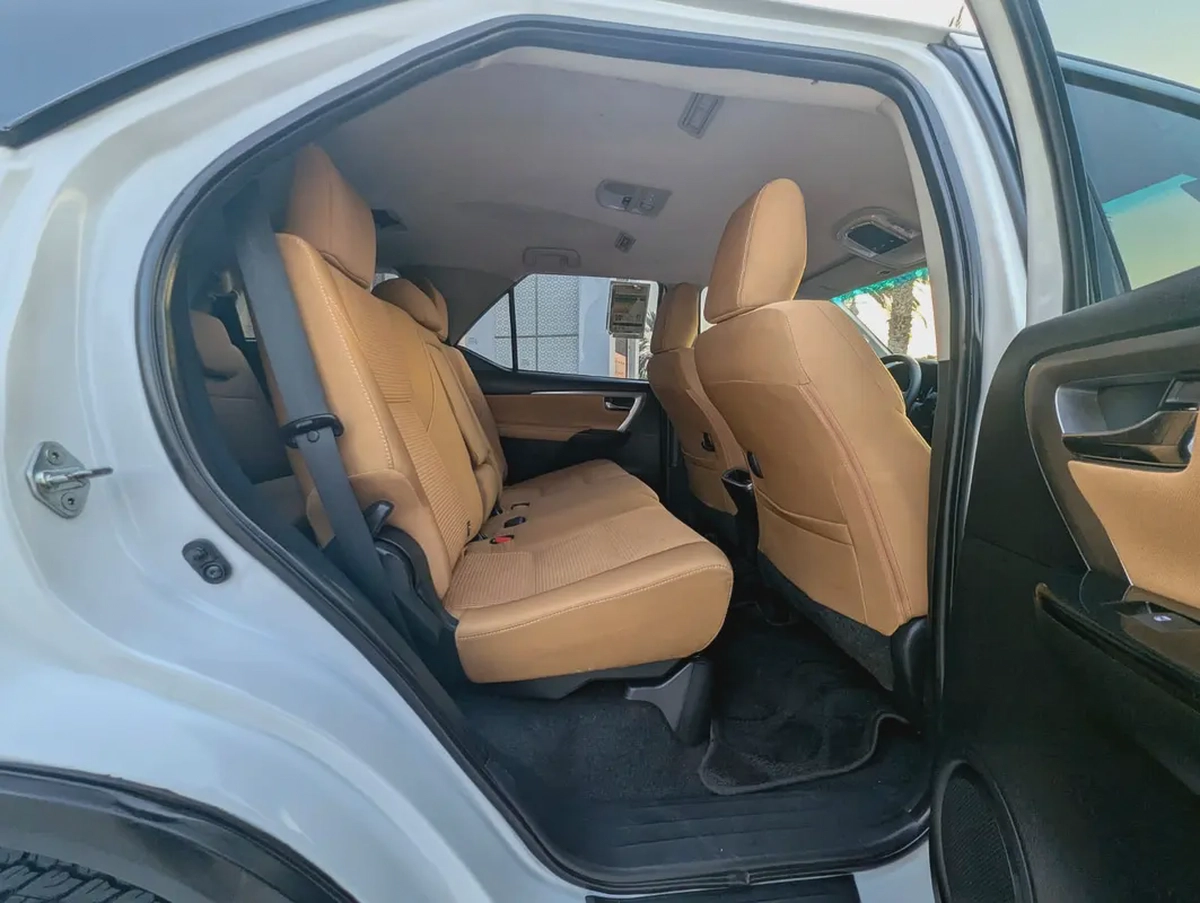 Toyota Fortuner 2023 DIESEL VXR Full Option V4 2.8L