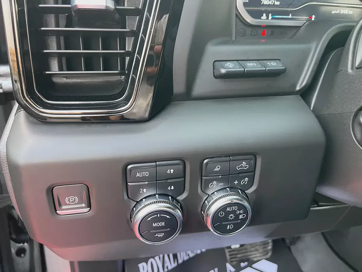 GMC Sierra AT4 2023 GCC 6.2L bank installment available Zero down payment-13-13