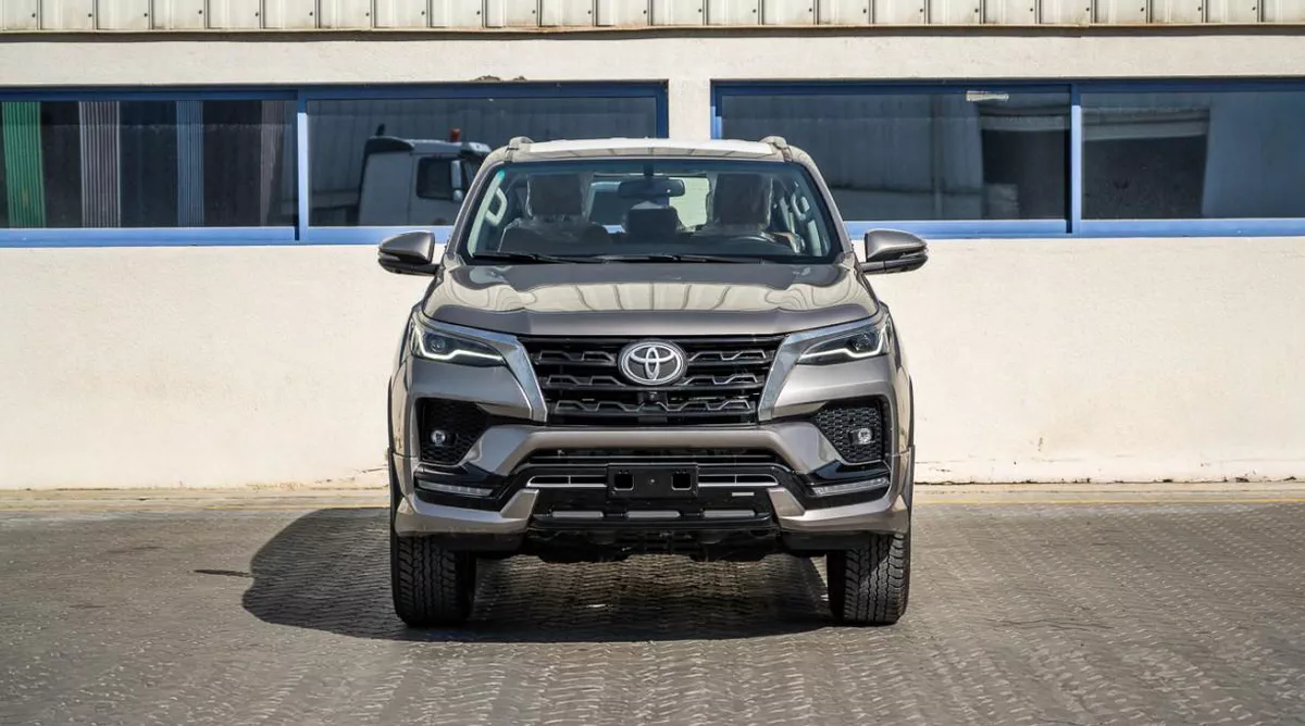 TOYOTA FORTUNER (GGN155) 4.0L V6 PETROL 4WD 2026-9-9