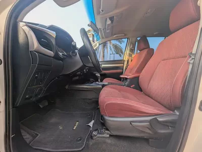 2021 Toyota Hilux 2.4 Diesel SR5 — GCC | Full Option-11