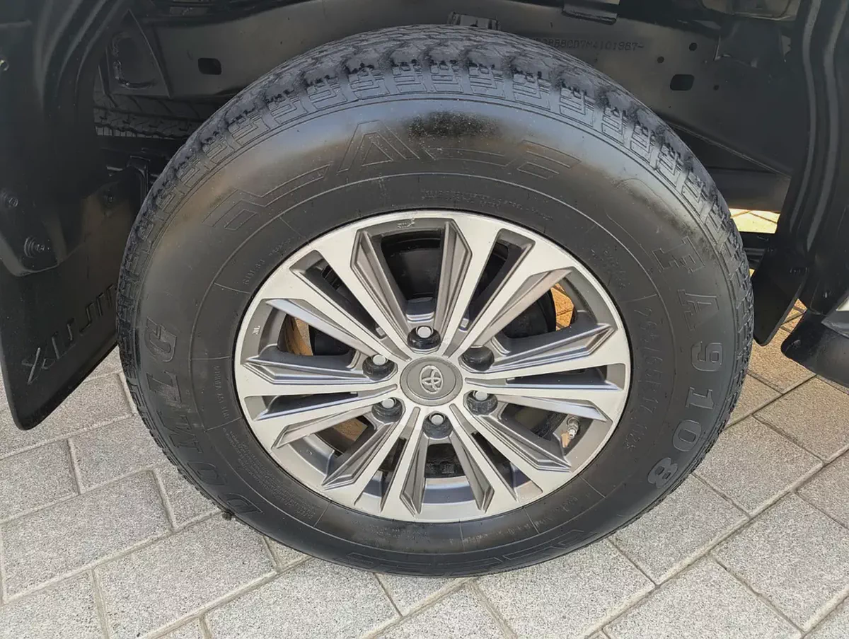 2021 Toyota Hilux 2.4 Diesel SR5 — GCC | Full Option-19-19