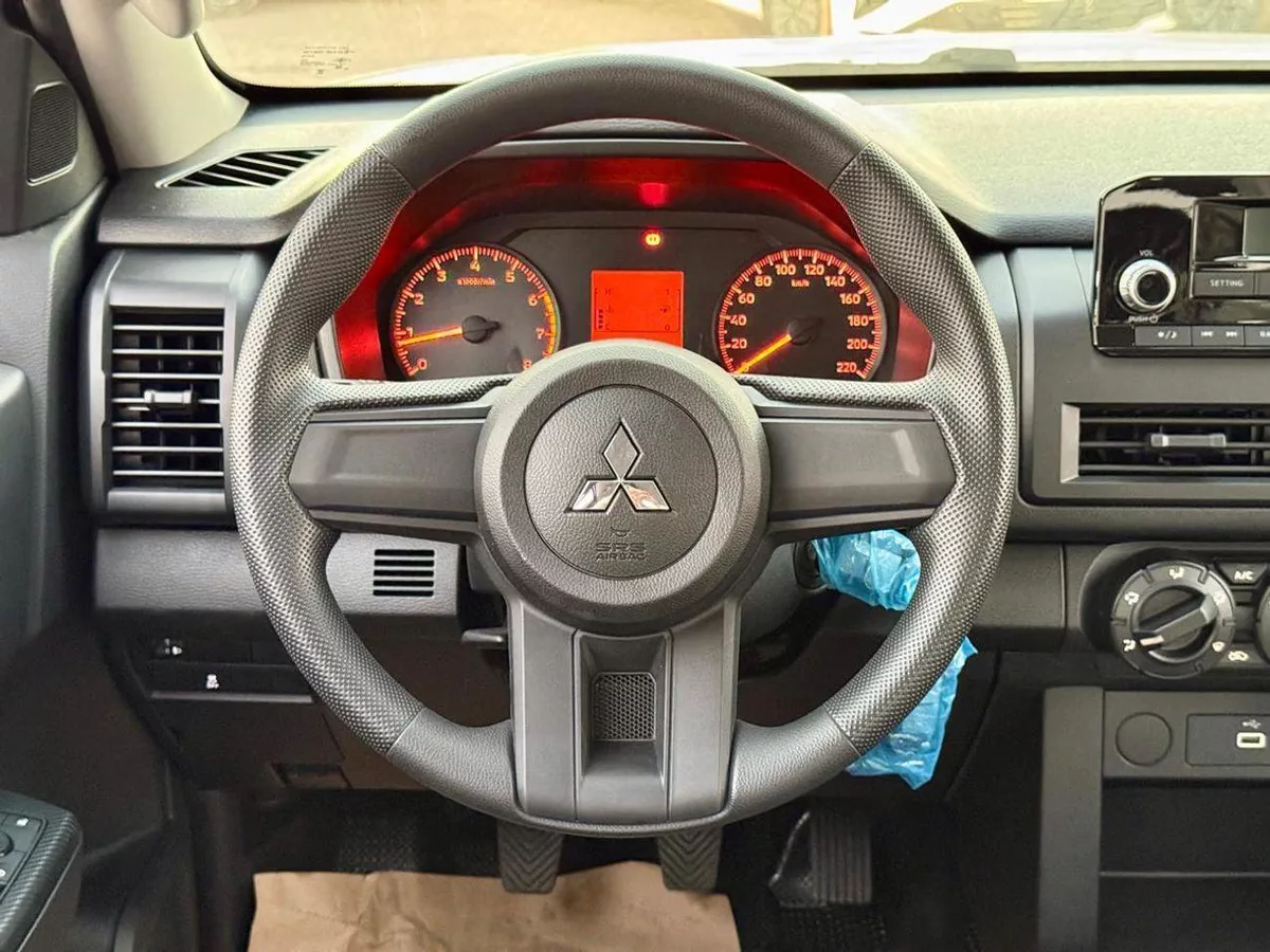 Mitsubishi L200 GL L200 PETROL 2.4L  4×4   2026 available all colour-14-0