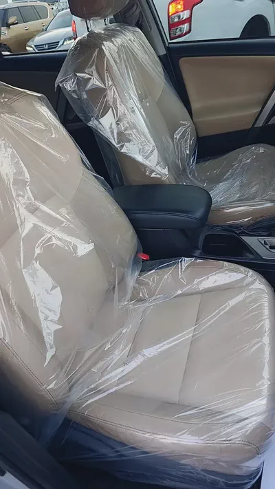 Toyota RAV4 VXR 2015 | GCC Specs | Top Option | Excellent Condition-17