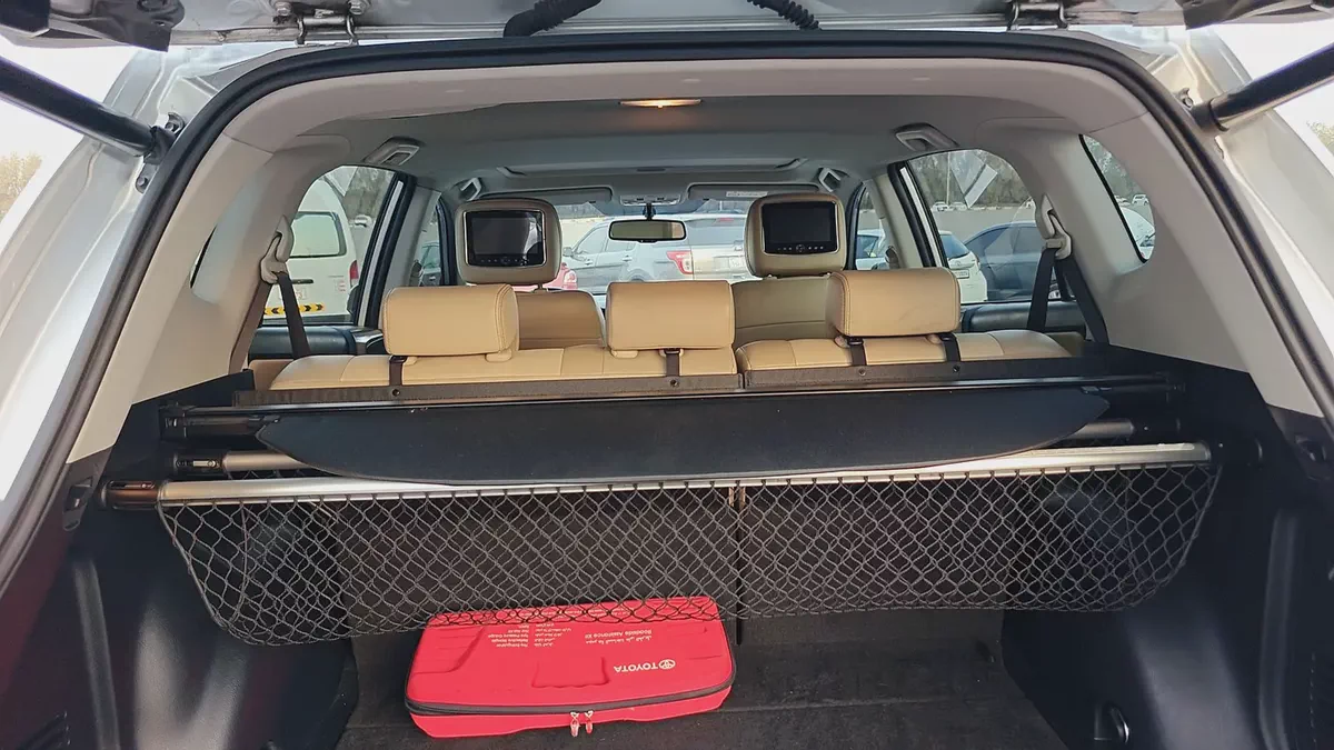 Toyota RAV4 VXR 2015 | GCC Specs | Top Option | Excellent Condition-10-10