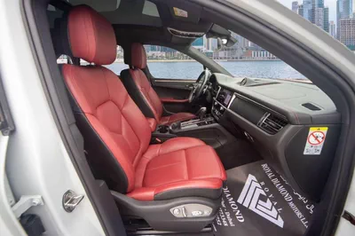 Porsche Macan STANDARD STD 2023 GCC specs-12