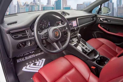 Porsche Macan STANDARD STD 2023 GCC specs-4