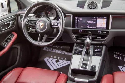 Porsche Macan STANDARD STD 2023 GCC specs-7