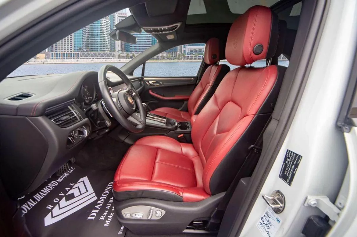 Porsche Macan STANDARD STD 2023 GCC specs-3-0