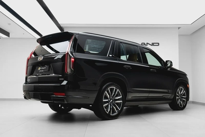 2023 CADILLAC ESCALADE | GCC |WARRANTY AND SERVICE-1