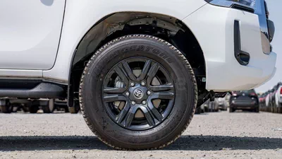 Toyota Hilux SGLX HILUX SR5 2,4 DIESEL 2025-18