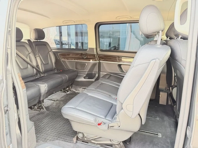 مرسيدس بنز V250 اسود / اسود 2020 (خليجي)-10