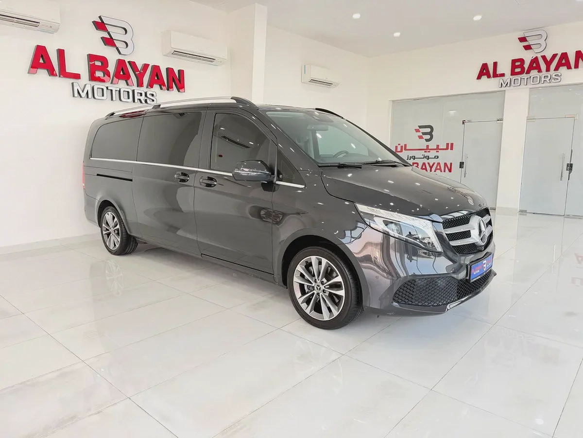 مرسيدس بنز V250 اسود / اسود 2020 (خليجي)