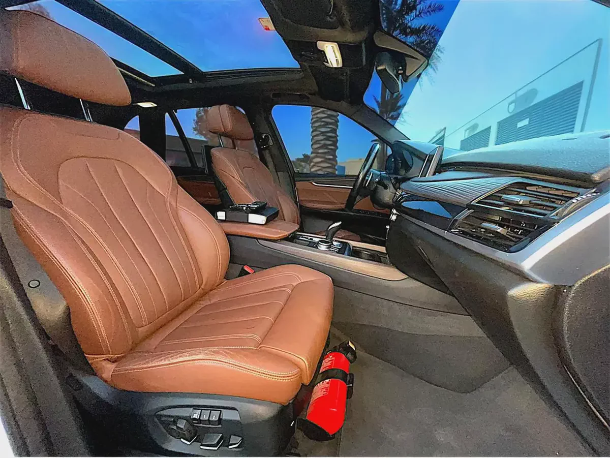 AED 1,450 EMI PM | BMW X5 | XDRIVE50i M | ORIGINAL PAINT | FULL SERVICE HISTORY | 0% DOWNPAYMENT-16-16