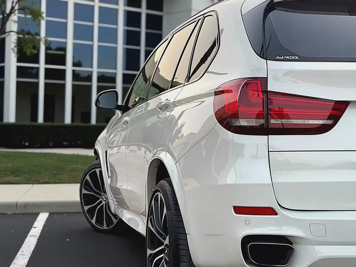 AED 1,450 EMI PM | BMW X5 | XDRIVE50i M | ORIGINAL PAINT | FULL SERVICE HISTORY | 0% DOWNPAYMENT-8-8