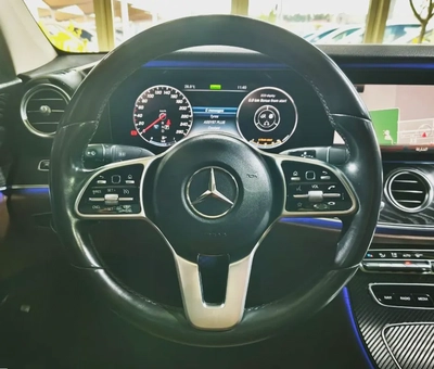 Exclusive E-350 . Fully Loaded . GCC Specs . Excellent Condition-12